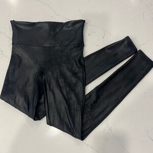 Spanx Faux Leather Leggings Size M